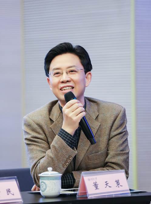 /Users/yuwenchao/Desktop/团队建设/L85A0511副本.jpg
